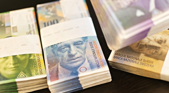 Svájc elveheti a kereskedelmi bankok pénzteremtési jogát